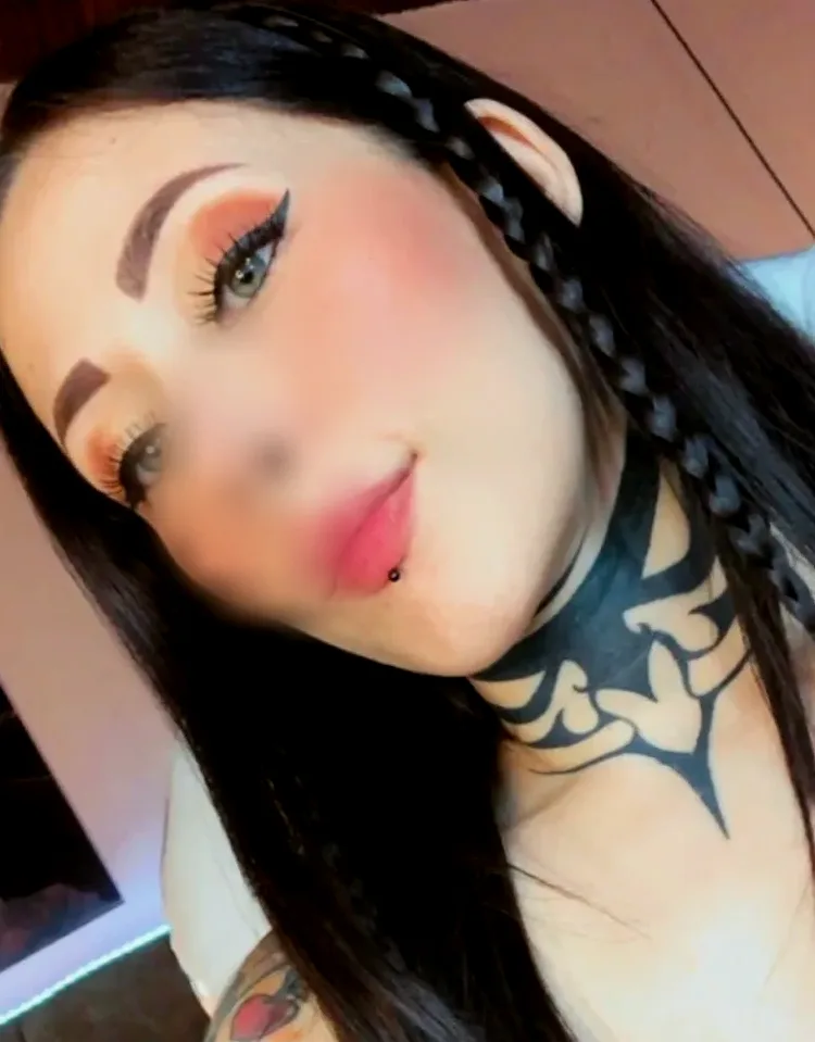 Aleksandra, 26