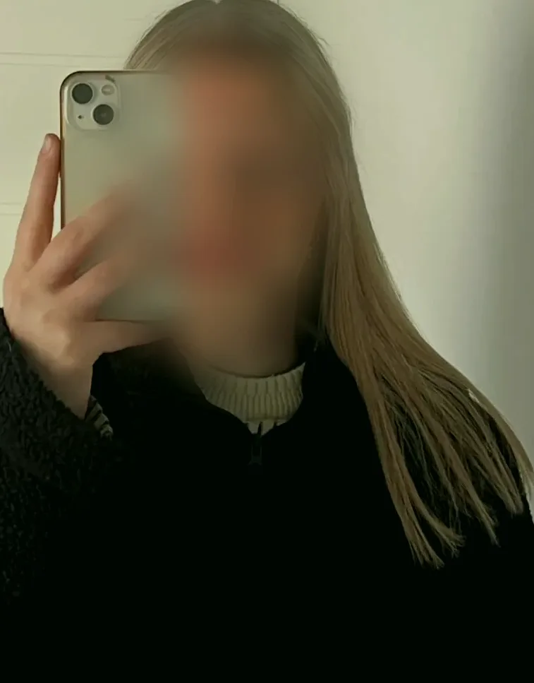 Helena, 26