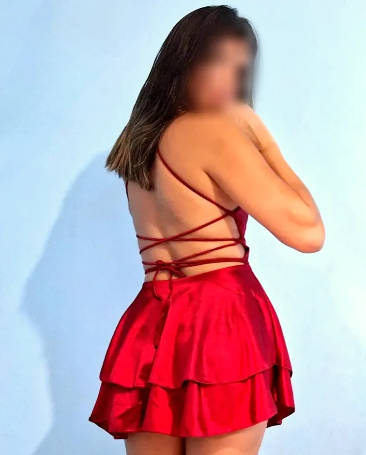 Jelena, 27