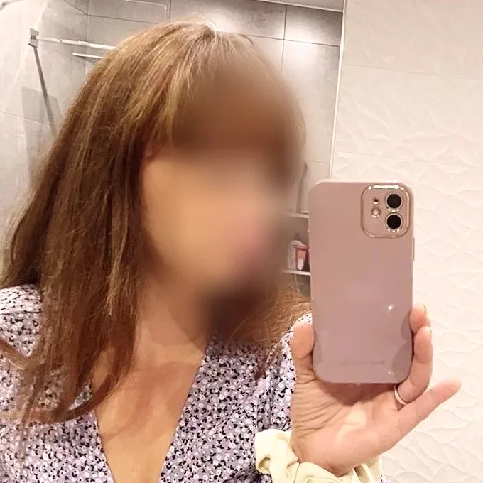 Lena, 34