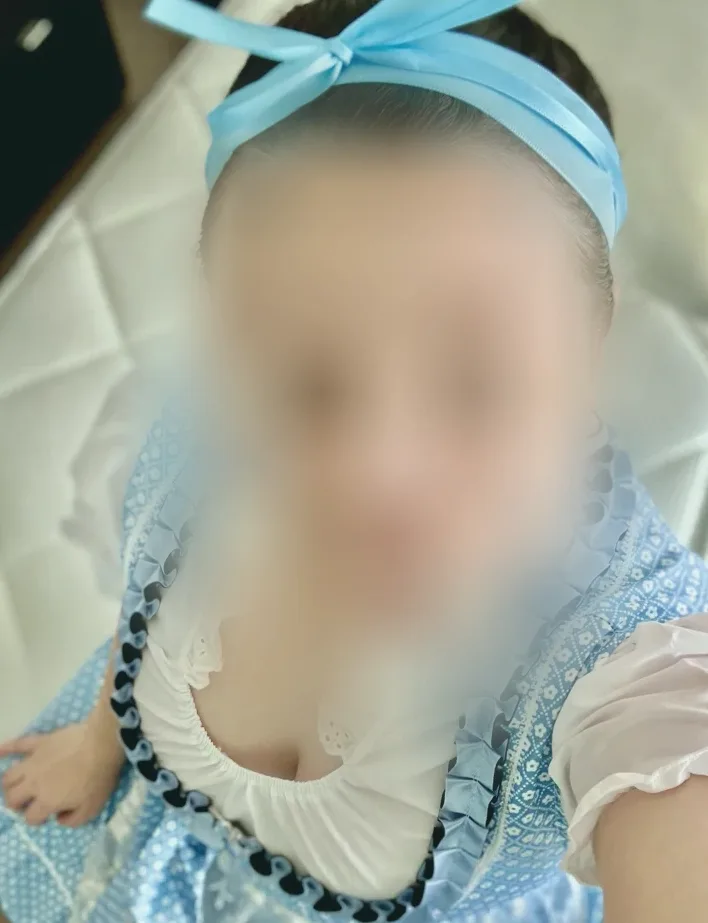 Milica, 33