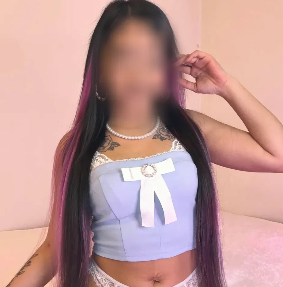 Miriam, 28