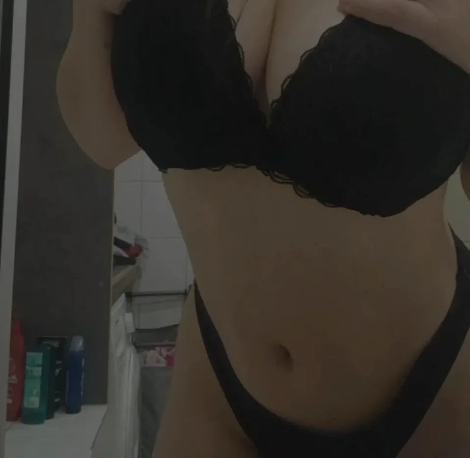 Silvia, 19