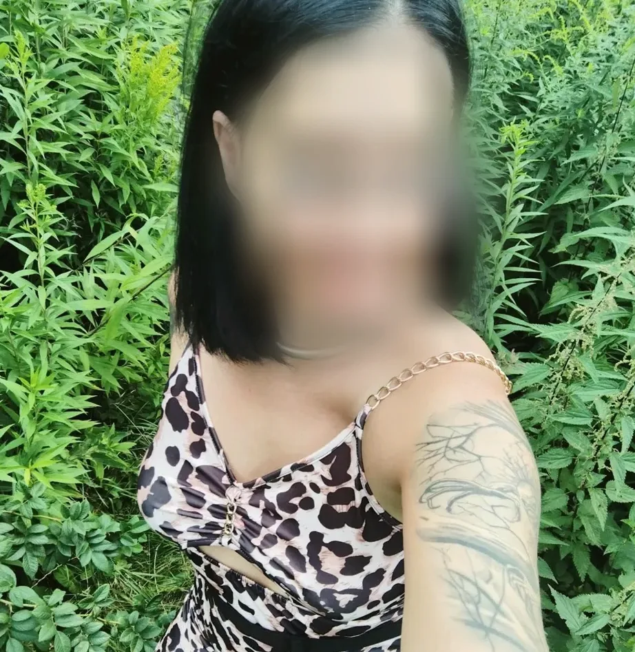 Valerie, 30